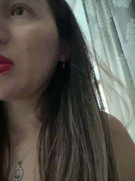 HotXMom_'s cam snapshot