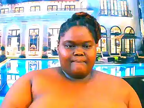 EbonyHotBuns's cam snapshot