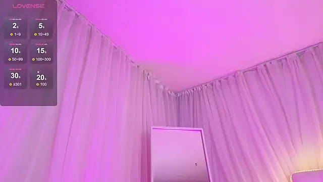 Monica_Leen's cam snapshot