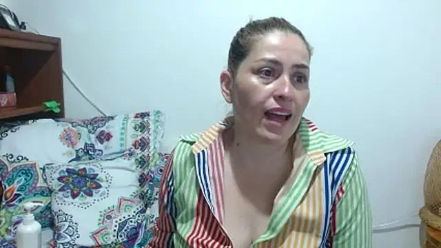 dayan_hanks's cam snapshot