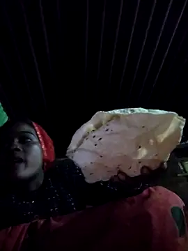 Co_punam live sex cam