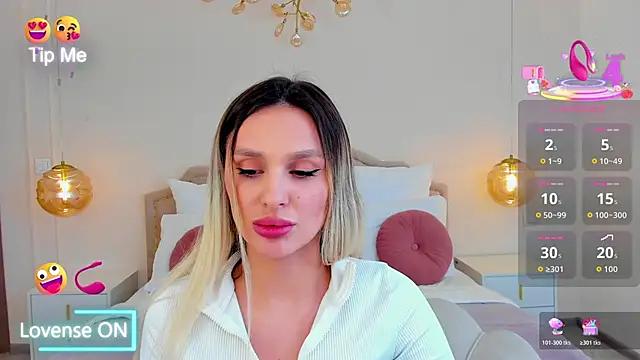 MissLoou live sex cam