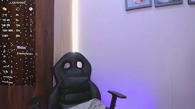 Andre_cloefoxx_'s cam snapshot