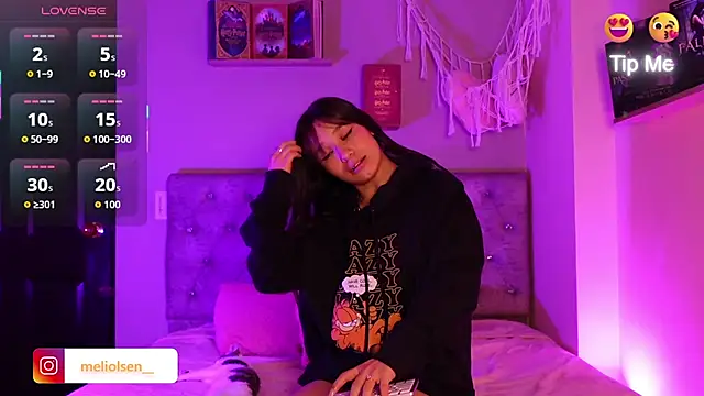 Alisha_Olsen_ live sex cam