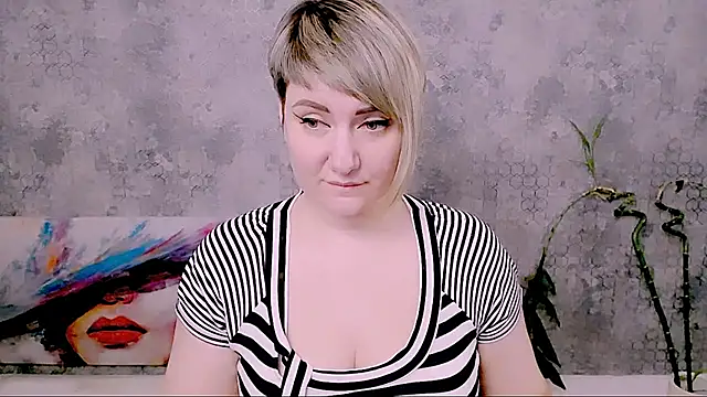 Djullia live sex cam