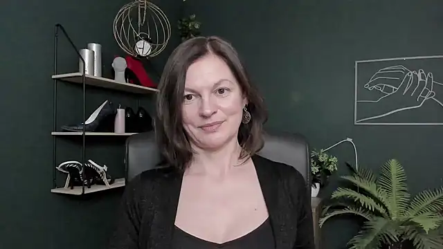 VivianWILD live sex cam