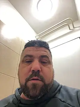 Alexander18edd live sex cam