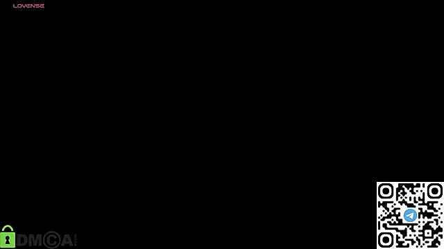 Lea_much's cam snapshot