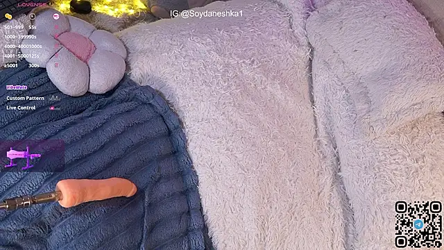 Daneshka1 live sex cam