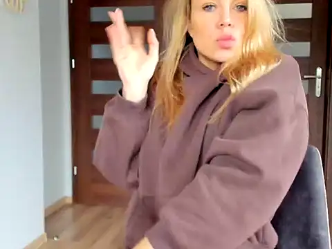 Emilcia2_26 live sex cam