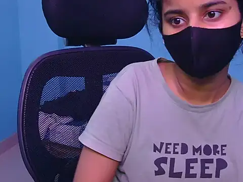 Its-anjali's cam snapshot