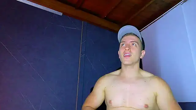 ALANNFERRER's cam snapshot