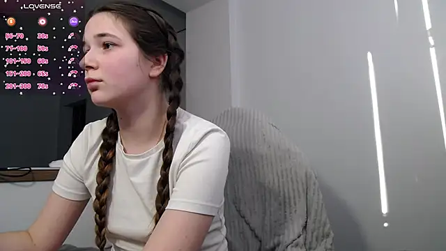 MakiimaStar live sex cam