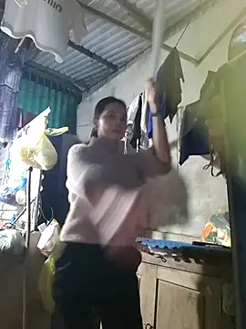 Basanis68's cam snapshot