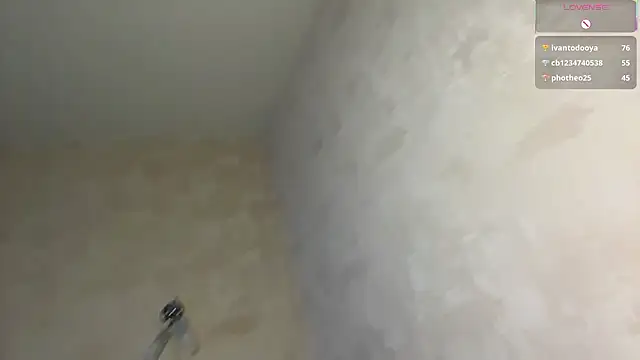 ElliRusk's cam snapshot