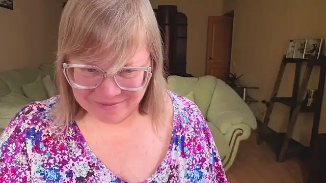 Emma_Eclipsee's cam snapshot