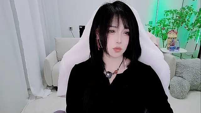 Evangelin-e live sex cam