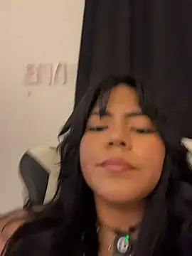 JulianaCastillo live sex cam
