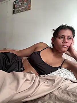 RachelWeisz_'s cam snapshot