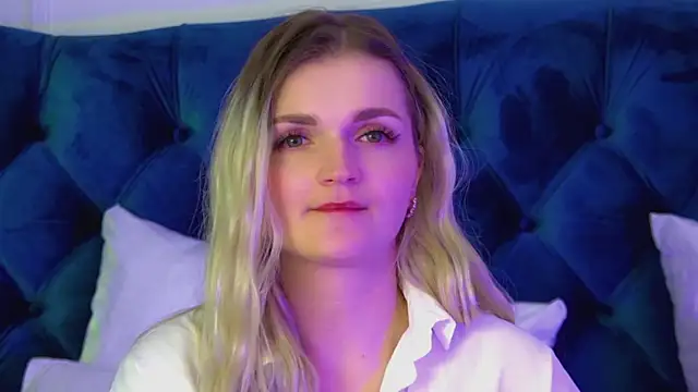 AnnyRaii's cam snapshot