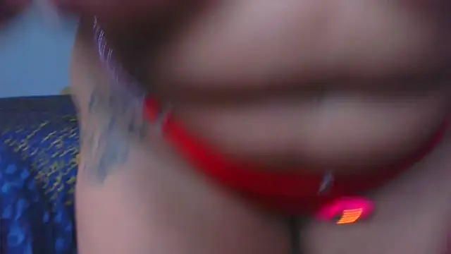 sarametisse26 live sex cam