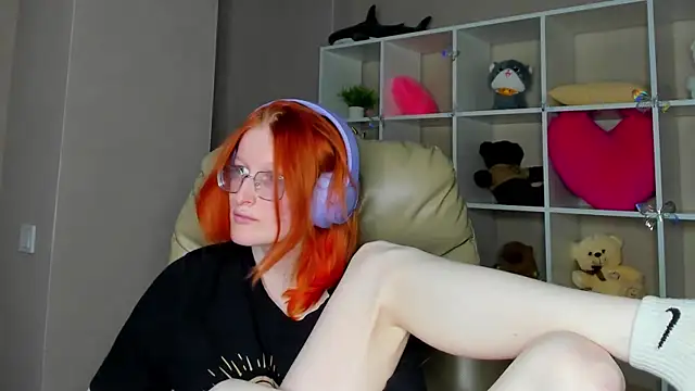 ElizabethHarpper's cam snapshot