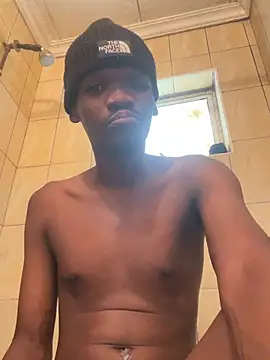 BigAndBeaut's cam snapshot