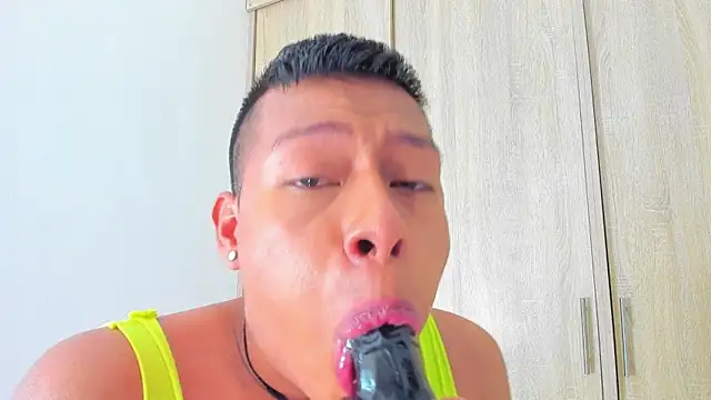 Austin_Bitch live sex cam