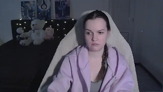 Little_flowers's cam snapshot