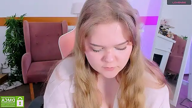 Erica__Alta's cam snapshot