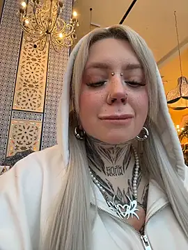 Chiibi's cam snapshot