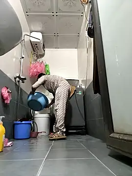 May-Squirt live sex cam