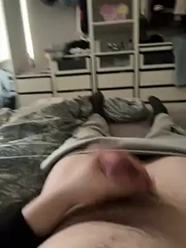 NotatingGrinder live sex cam