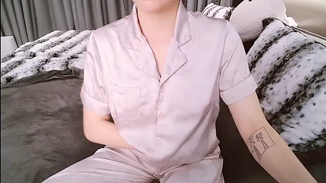 SungkyunnKwan's cam snapshot