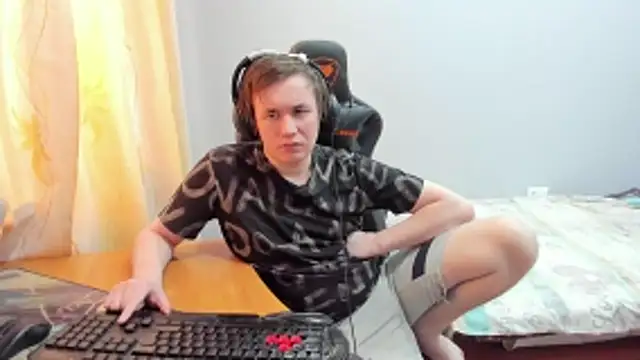 iliaskrislove live sex cam