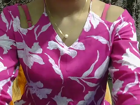 Adorable_Ayesha live sex cam