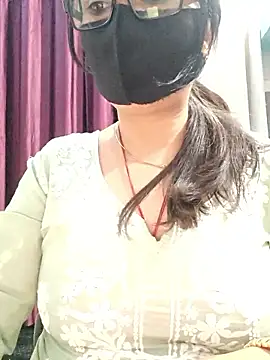 Aishwaryaa_69 live sex cam