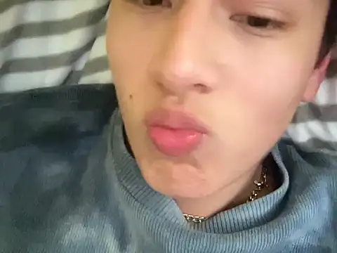 Frodo271 live sex cam