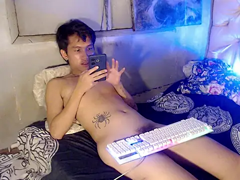 Baby_Aries69 live sex cam