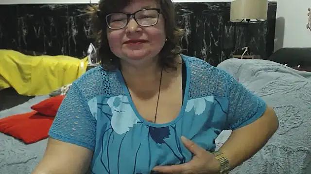 SweetMommaX live sex cam