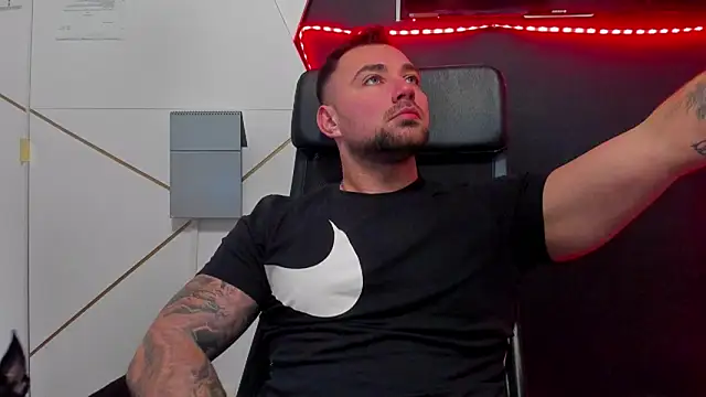 DuncanStone live sex cam