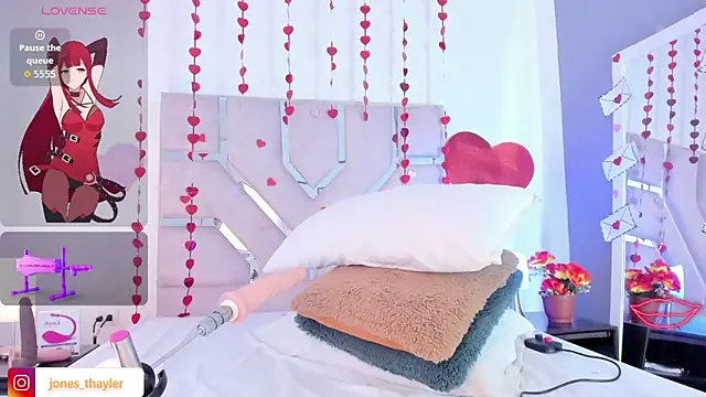 Thayler_jones live sex cam