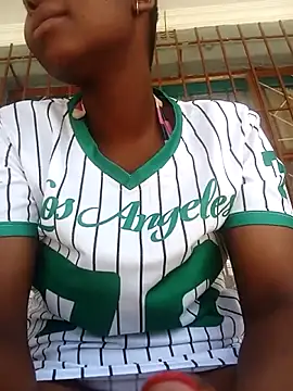 SexyMbali_01's cam snapshot