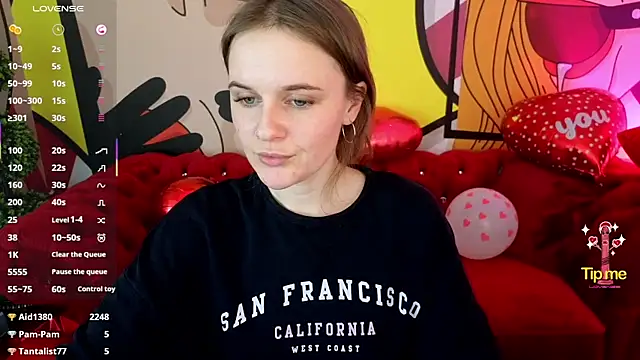 MaribelRiverr_'s cam snapshot