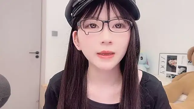 lnua-lnua live sex cam