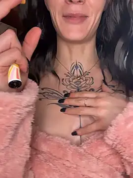 Feuchtes_traumchenn's cam snapshot