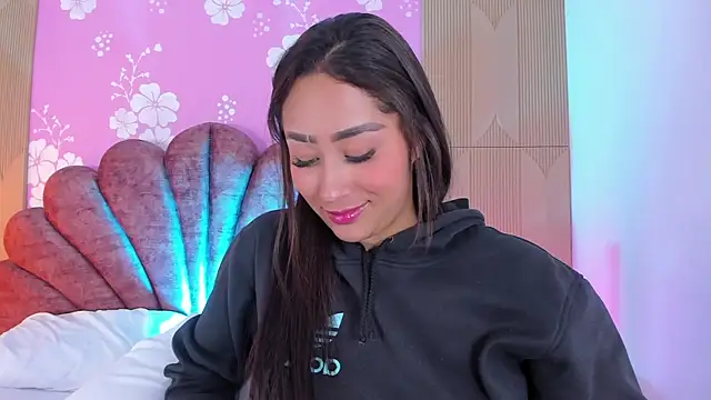 MadisonFox1's cam snapshot