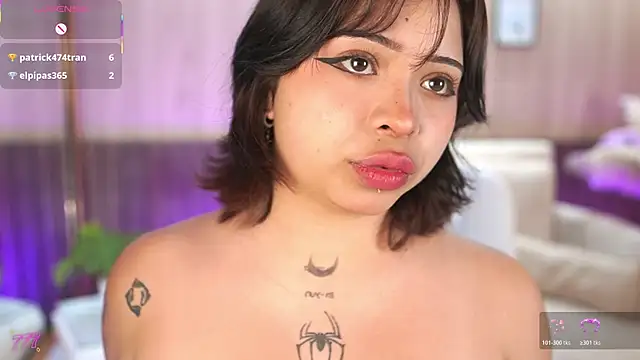 IzisLust's cam snapshot