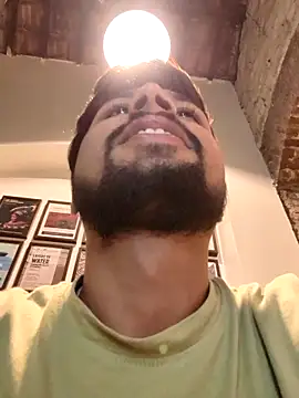 _IRRESISTIBLE_ live sex cam