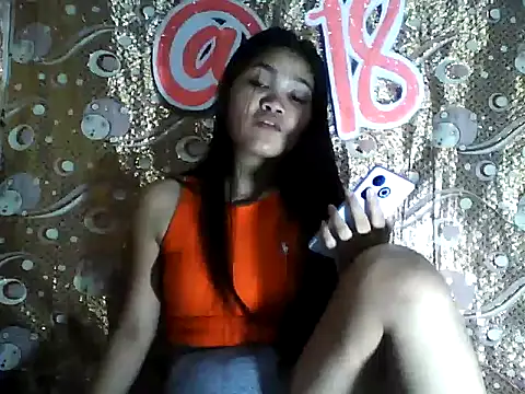 PinaySkinnyJust18's cam snapshot